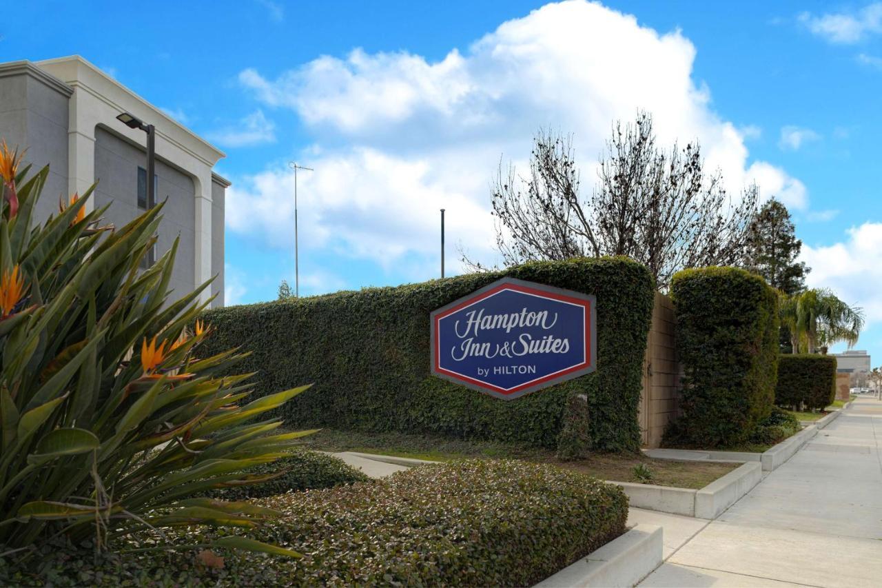 Hampton Inn & Suites Tulare Zewnętrze zdjęcie